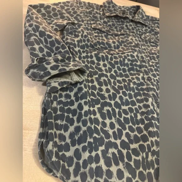Banana Republic Dillon leopard print Shirt Jacket - Picture 2 of 8